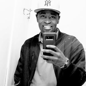 Meet your Posher, Larry